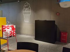 -麦当劳(中山公园龙之梦店)