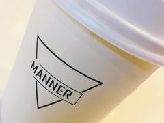 澳白-Manner Coffee(大宁国际商业广场店)