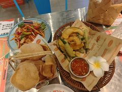 -小小集渔·泰式大排档(太古里香槟店)