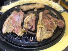 秘制五花肉-胡悦里韩式烤肉(芝罘万达广场店)