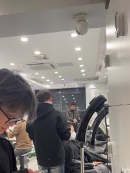 -镁连社·美联社