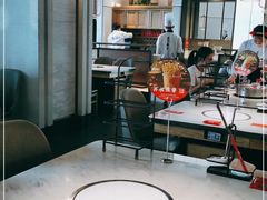 -左庭右院鲜牛肉火锅(浦江欢乐颂店)