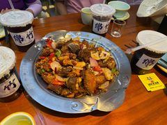 -休记光头香辣蟹干锅(绵竹店)
