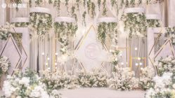 -花轿喜屋婚礼策划