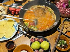 -贵厨酸汤牛肉(花果园国际中心店)
