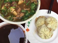 -小胖包子王(光明楼店)