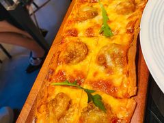 蒜香鲜虾飞饼-洛缦音乐餐厅(工业展览馆万象城店)