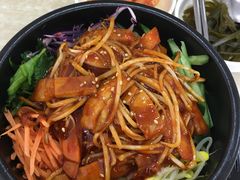 -拌来拌去石鍋拌飯(文鼎店)