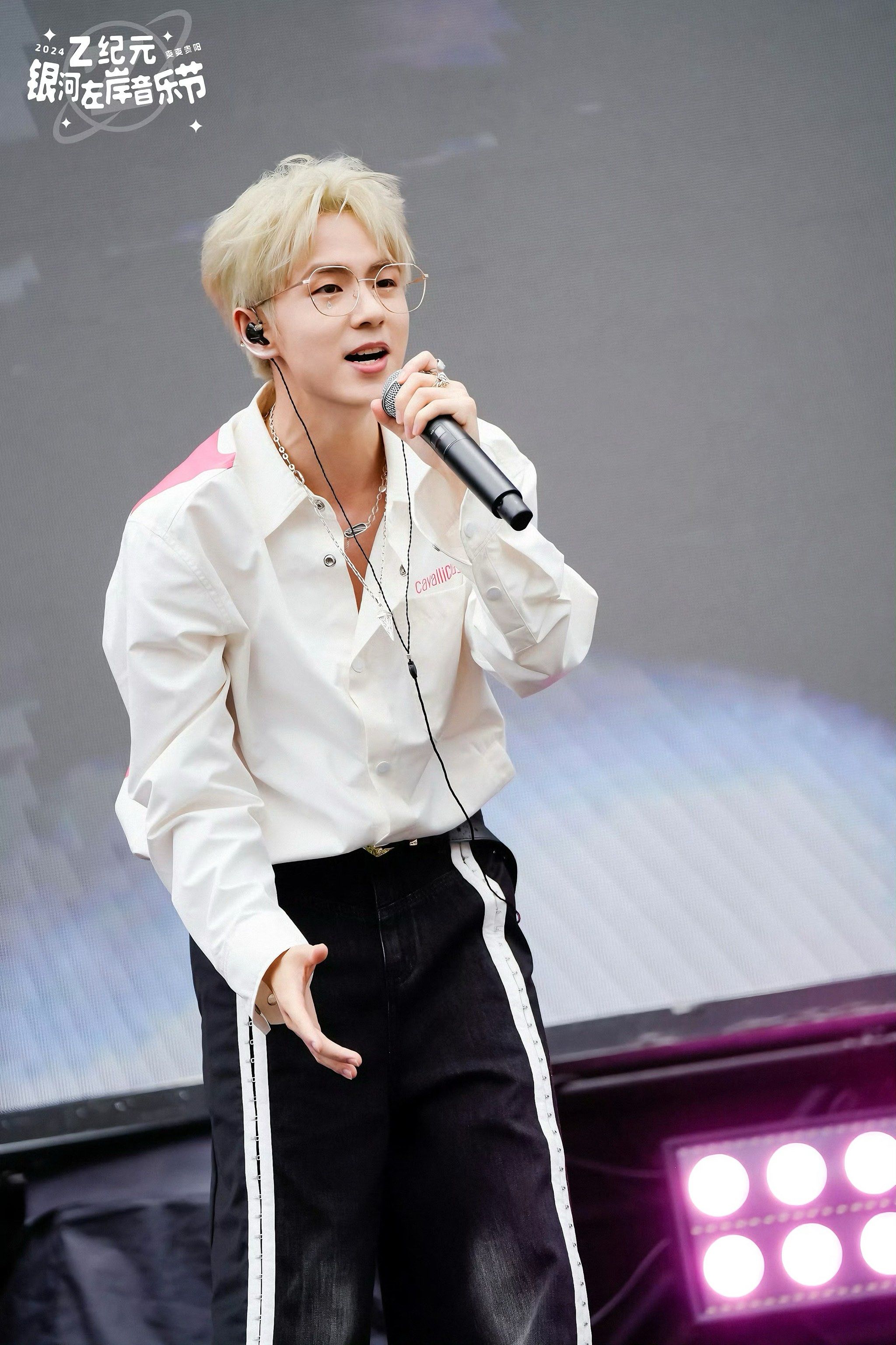 郑人予/青春男大变霸总