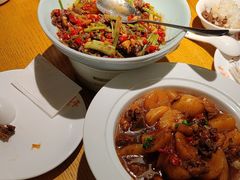 -爱碗亭·鲜炒湖南菜(壹城中心店)