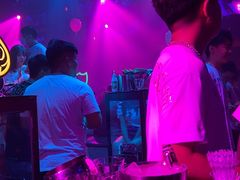-HiIbiza酒吧