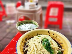 -张记奔吃小面