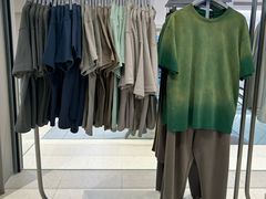 -URBAN REVIVO(七宝领展广场店)