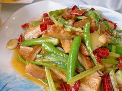 -巴渝川菜馆(建设路店)