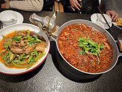 -万重锦·人文川菜馆(骡马市店)