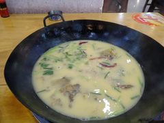 -岩泊渡桂鱼楼活鱼馆