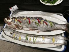 -忆江南·临江鱼馆