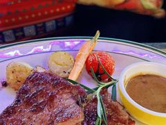 -Famous肥猫墨西哥音乐餐吧(五棵松华熙LIVE店)