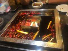 鸳鸯锅-红鼎坊·老成都火锅(新南门店)