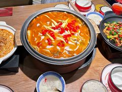 -山城外·非遗酸菜鱼(蜀都万达店)