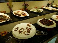 -比尔斯健康烤肉自助餐厅