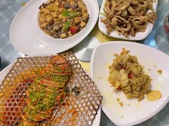 -天天向上素食餐厅(五台山店)