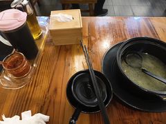 -丽虹云南过桥米线(兴工街店)