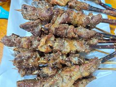 -巴汗羊肉串烧烤店