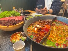 -鹿鸣山草本茶香火锅(园西路店)