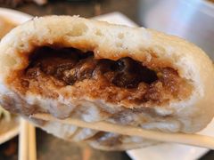 排骨肉包子-张包铺(道外店)