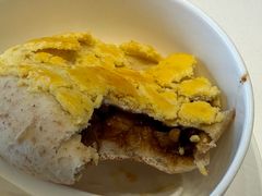 酥皮叉烧包-白天鹅宾馆-宏图府餐厅