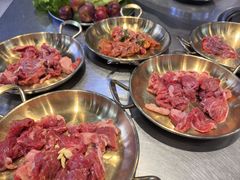 -哈哈碳都·牛肋条无限自助烤肉(台江万达店)