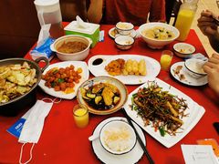 -侬佳蒸菜馆(听潮店)