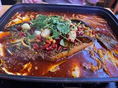 -八条友鲜货烧烤·脆皮烤鱼(石岩旗舰店)