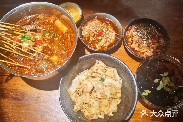 归蜀第成都串串料理(梅花路店)甜水面图片