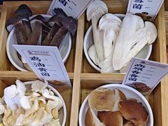 -阿婆情腊排骨火锅(金虹路店)