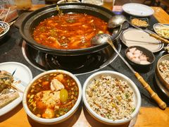 -小饕荟雅安贡椒鱼鲜馆(广福桥店)