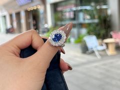 -聚云奢二手奢侈品黄金手表包包回收·中古店(三里屯总店)
