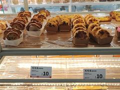 -好利来(彩香店)