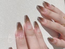 -ZX·美睫设计师汇聚店