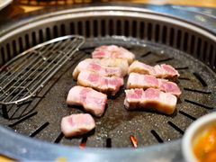烤五花肉-黄金牧场(明洞总店)