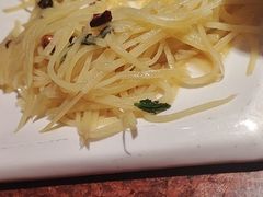 香菜梗炝土豆丝-绿茶餐厅(蓝色港湾店)