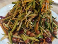 -胖太太四川麻辣排骨串(镇江路分店)