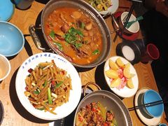 -吃饭皇帝大土家民族菜(正大广场店)