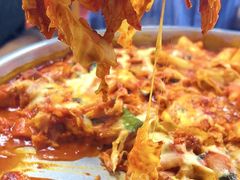 -亲昵春川鸡排(韩国美食街店)