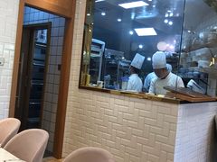 -BONBON BAKERY