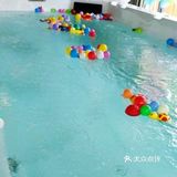 假期带宝宝去哪游泳呢，一起去看看吧  宝贝正是认识新