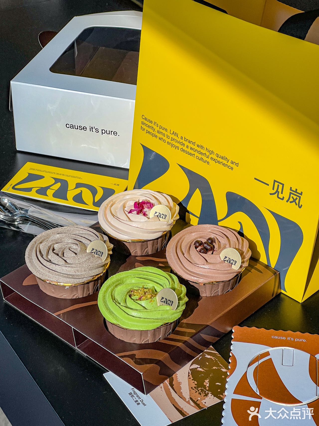 广州的这个cupcake小蛋糕❗❗没空多说...