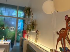 -春树下·树屋花房西餐厅(罍街AS1980店)