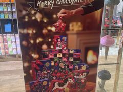 -VENCHI 闻绮(北京国贸商城店)